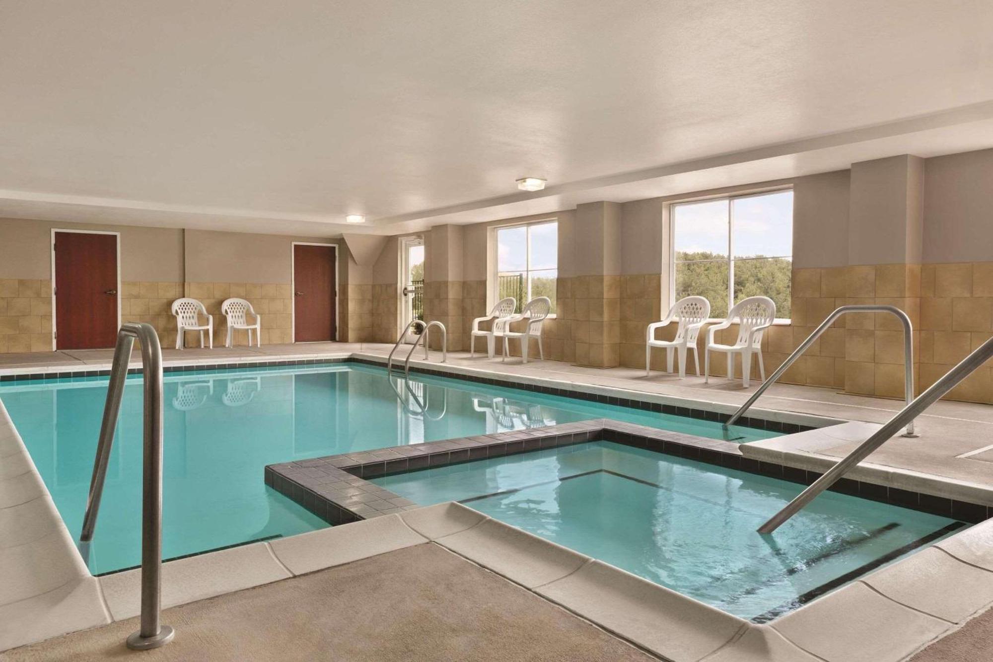 Country Inn & Suites By Radisson, Wytheville, Va Экстерьер фото